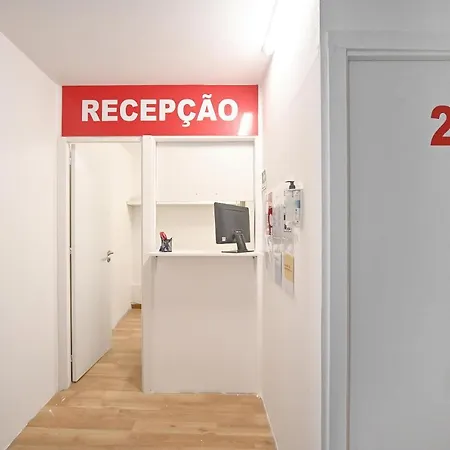 7 Requinte Ostello Lisbona